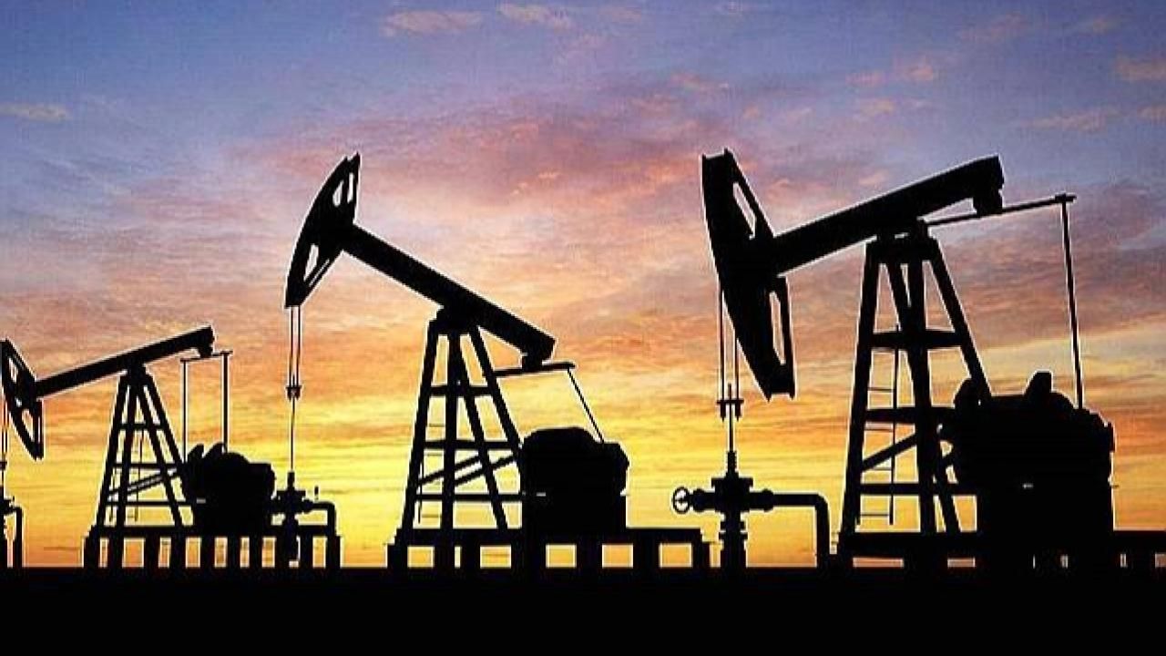 Hürmüz Boğazı Umudu Petrol Piyasasını Rahatlattı