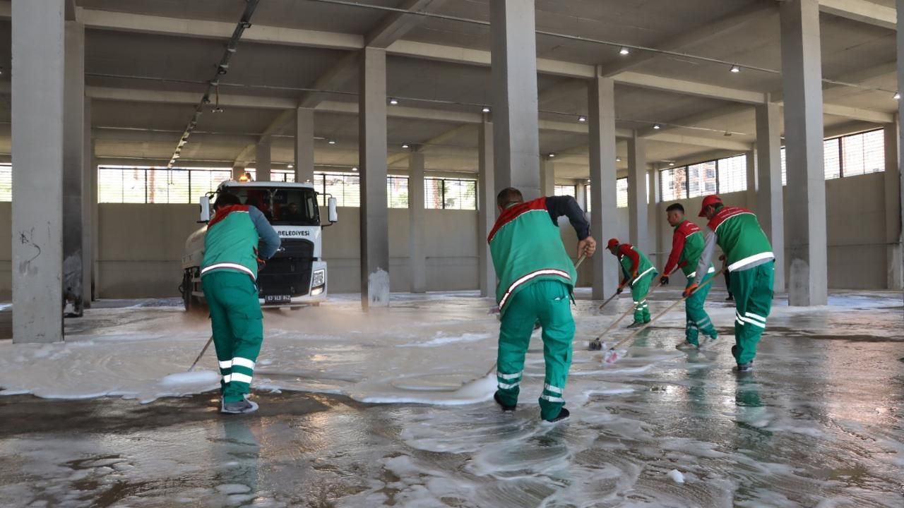 Karaköprü Belediyesi’nden Bayram Öncesi Yoğun Mesai