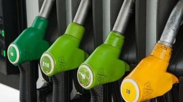 Benzine Zam Geliyor: İndirim Beklentisi Yerini Fiyat Artışına Bıraktı